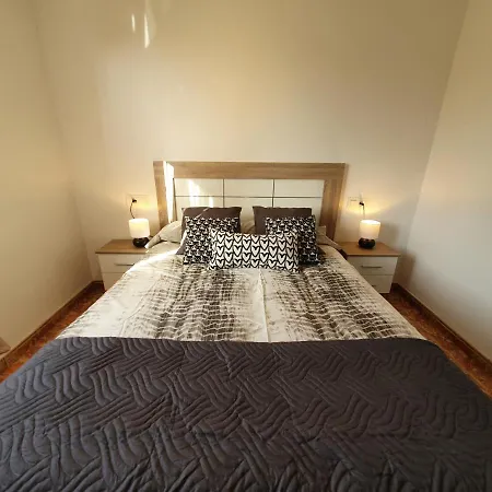 Lola - Casa Con Futbolin-billar-diana - 6pax - Vv-1734-as *