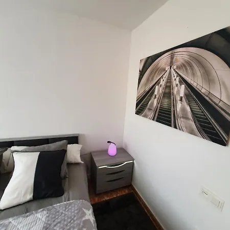 Lola - Casa Con Futbolin-billar-diana - 6pax - Vv-1734-as Gijon