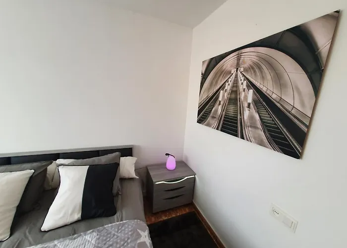 Lola - Casa Con Futbolin-billar-diana - 6pax - Vv-1734-as Gijón