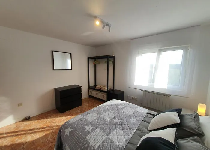 Lola - Casa Con Futbolin-billar-diana - 6pax - Vv-1734-as * Gijón